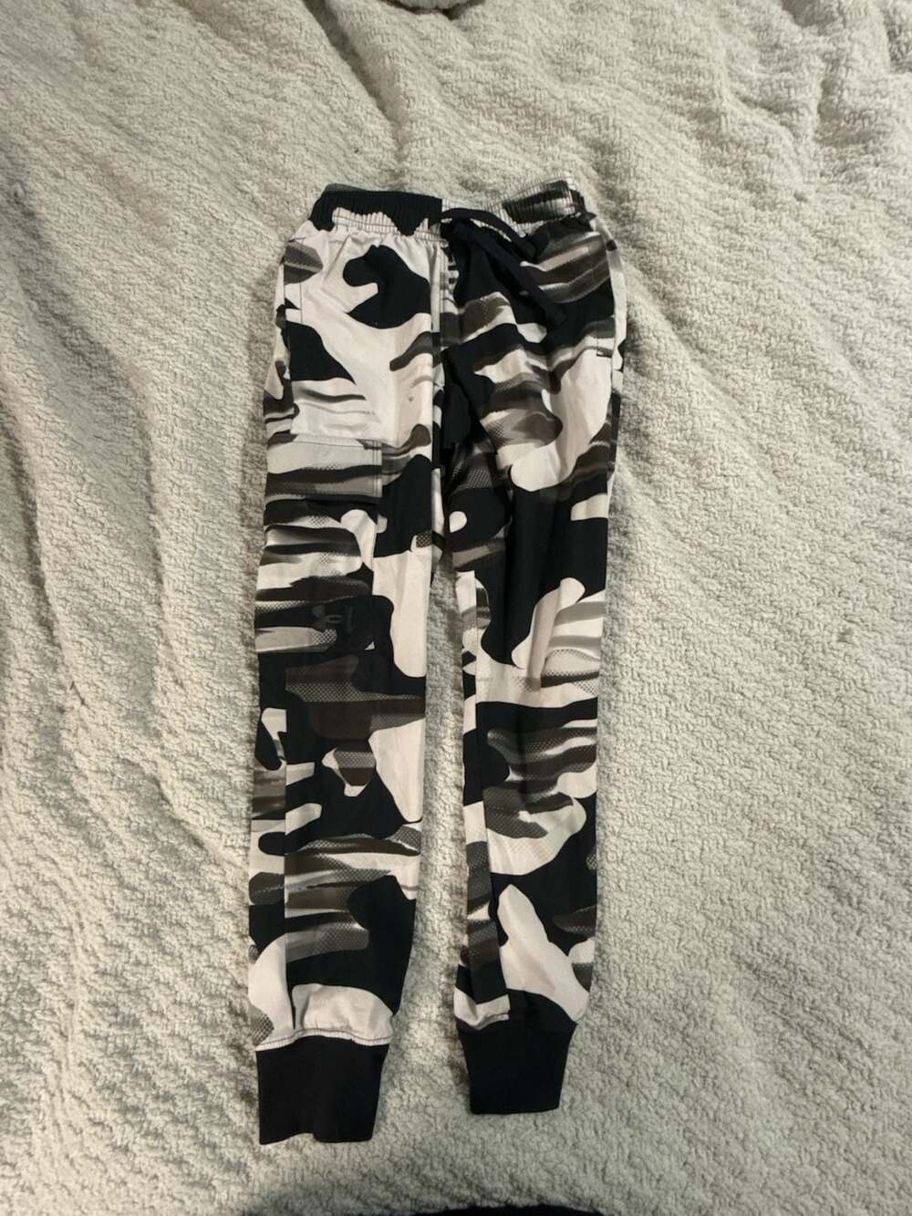 Under Armour Boys' Camouflage Print Jogger Cargo Pants